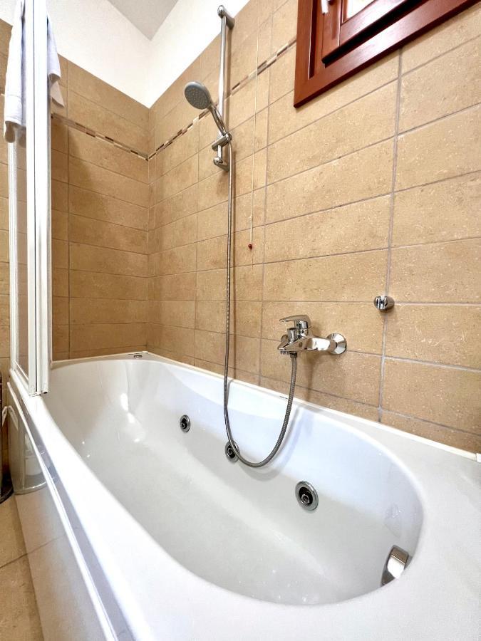 Apartment Gardabebo Torbole Sul Garda Екстериор снимка