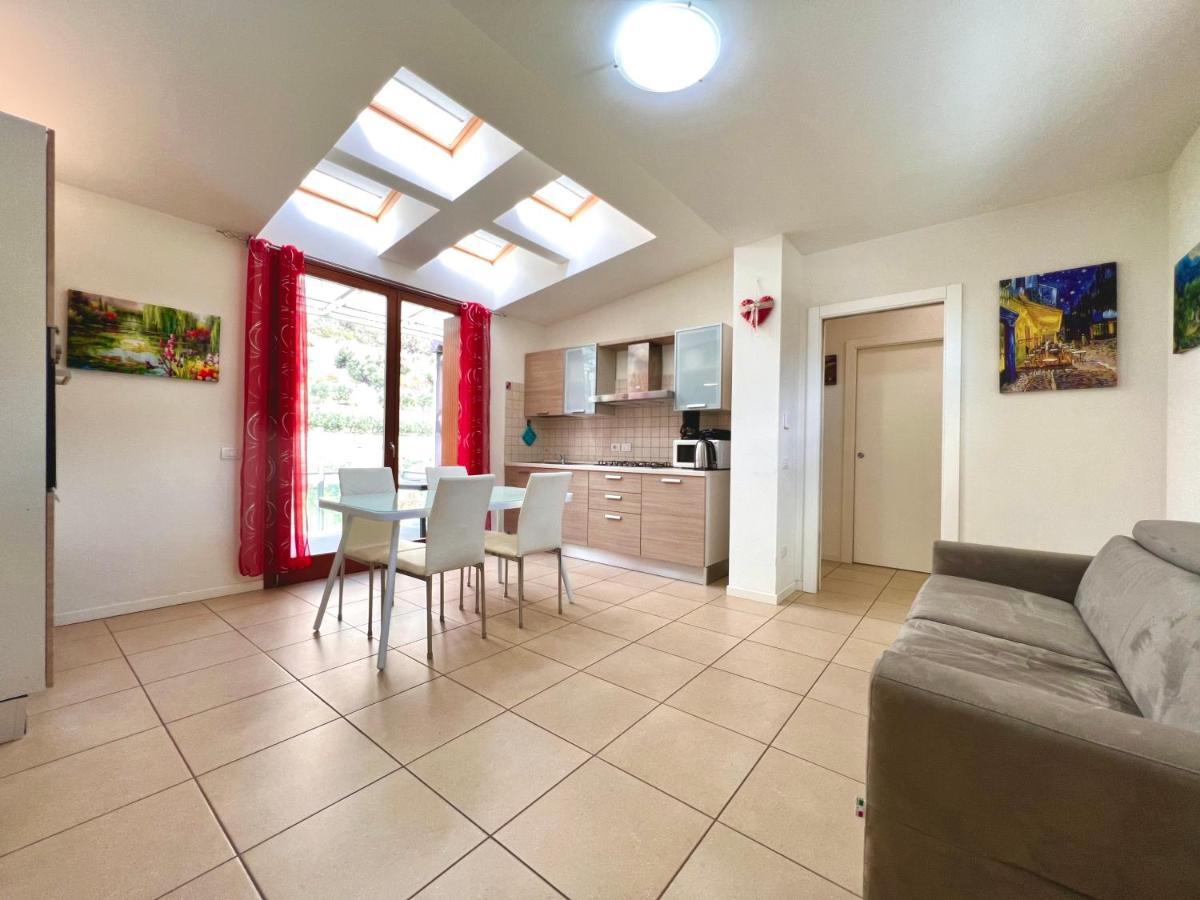 Apartment Gardabebo Torbole Sul Garda Екстериор снимка